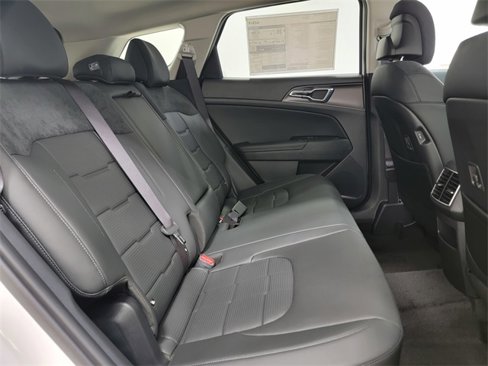 New 2026 Kia Sportage SX Prestige image 17