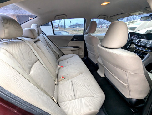 Used 2017 Honda Accord LX image 32