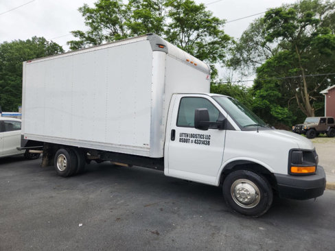 Used 2016 Chevrolet Express 3500 Extended image 1
