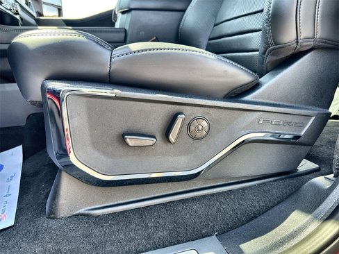 New 2025 Ford F250 Platinum image 13
