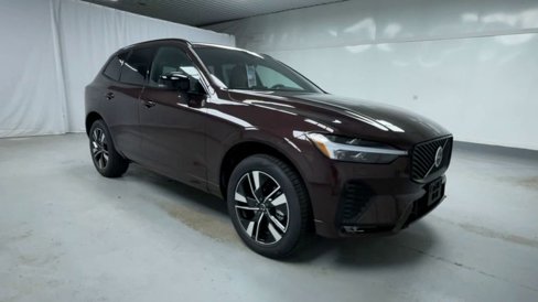 New 2026 Volvo XC60 B5 Core w/ Protection Package Premier image 17