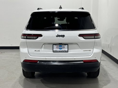 Used 2023 Jeep Grand Cherokee L Limited image 27