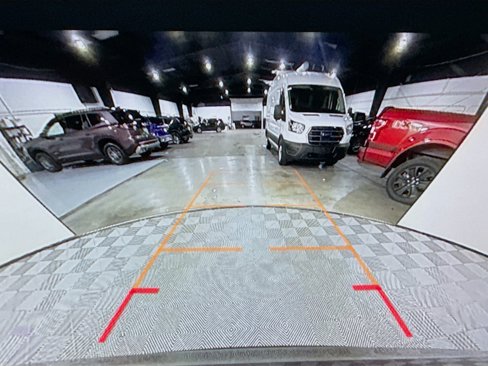 Used 2025 GMC Acadia Elevation image 18