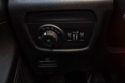 New 2025 Jeep Grand Cherokee Limited image 31