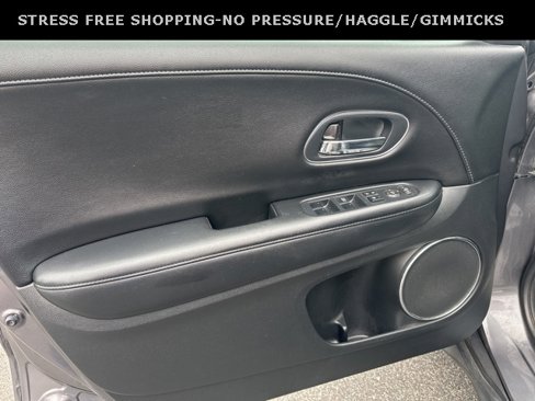 Used 2017 Honda HR-V EX-L image 8