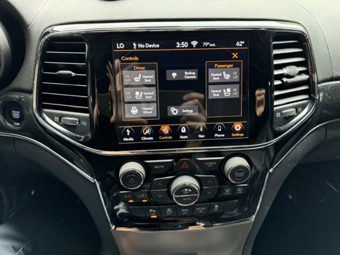 Used 2020 Jeep Grand Cherokee Overland image 10