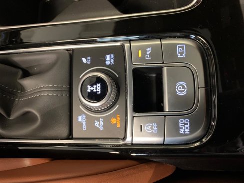 Used 2024 Kia Telluride SX X-Line image 38