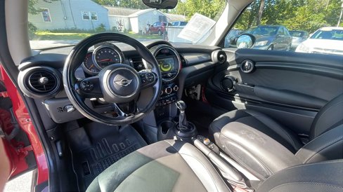 Used 2017 MINI Cooper 2-Door Hardtop image 16