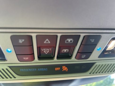 Used 2021 Ford Explorer XLT w/ Equipment Group 202A image 29