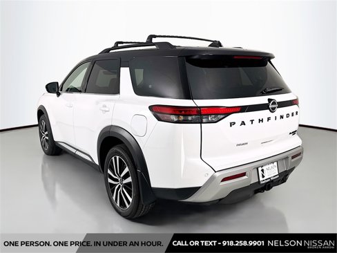 New 2025 Nissan Pathfinder Platinum image 7