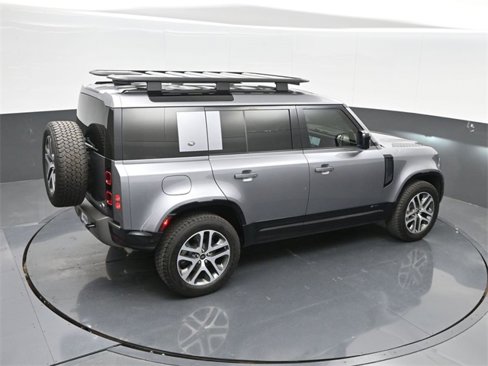 Used 2021 Land Rover Defender 110 X-Dynamic HSE image 44