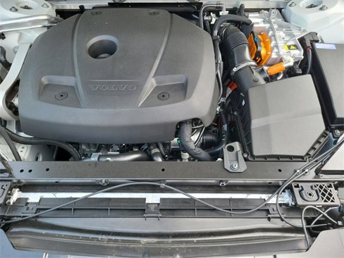 New 2026 Volvo XC60 T8 Plus w/ Climate Package image 21