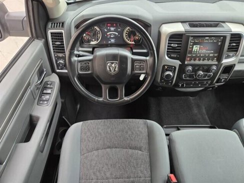 Used 2019 RAM 1500 Big Horn image 14