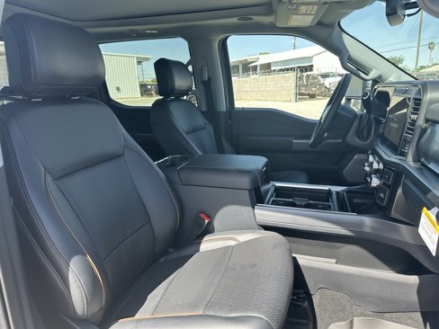 New 2025 Ford F350 Lariat w/ Lariat Ultimate Package image 30
