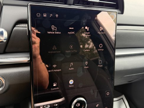 New 2026 GMC Terrain Elevation w/ LPO, Floor Liner Package image 31