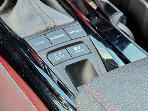 Used 2025 Toyota Camry XSE image 44