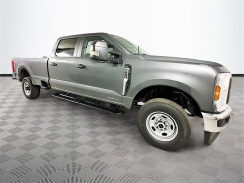 New 2026 Ford F250 XL image 3