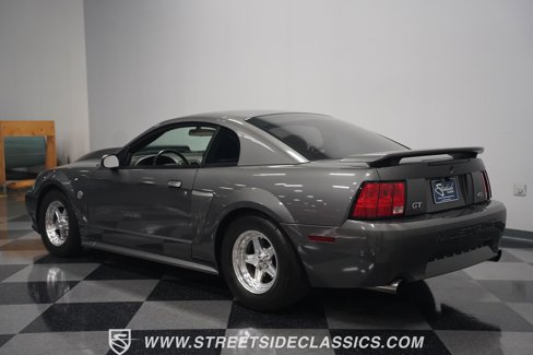 Used 2004 Ford Mustang GT image 10