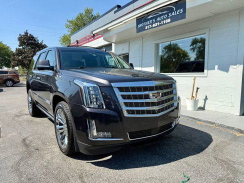 Used 2017 Cadillac Escalade Premium Luxury w/ LPO, Radiant Package image 6