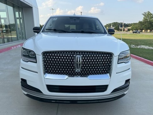 Used 2023 Lincoln Navigator L Reserve image 8
