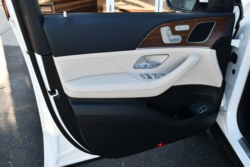 Used 2025 Mercedes-Benz GLE 450 4MATIC image 37