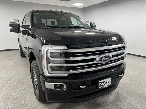 Used 2024 Ford F350 Limited image 2