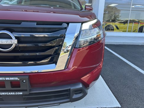 Used 2022 Nissan Pathfinder SV image 5