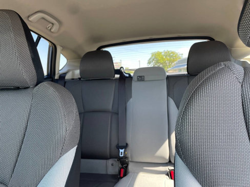 Used 2020 Subaru Crosstrek 2.0i image 6