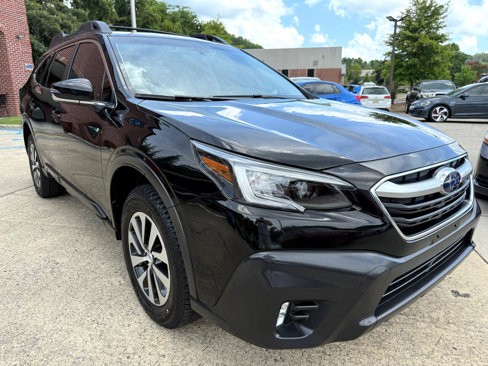 Used 2020 Subaru Outback Premium image 7