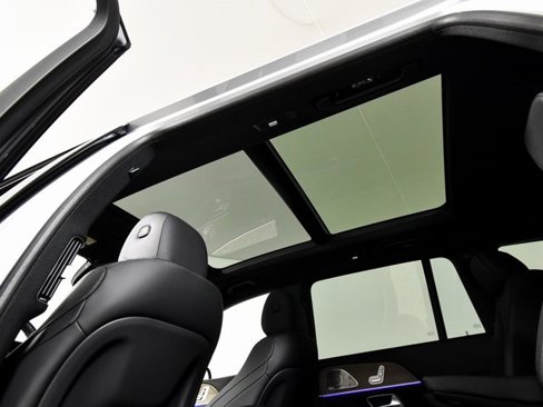 Certified 2025 Mercedes-Benz GLS 450 4MATIC image 37