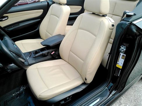Used 2010 BMW 135i Convertible image 10