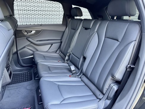 New 2025 Audi Q7 3.0T Premium Plus image 10