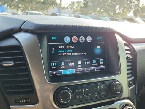 Used 2018 Chevrolet Suburban LT image 23