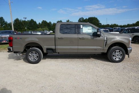 New 2026 Ford F250 Lariat image 3
