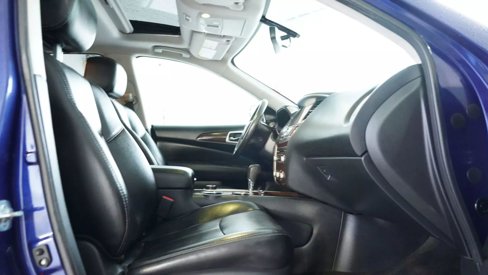Used 2017 Nissan Pathfinder Platinum w/ Family Entertainment Package image 11
