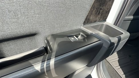 New 2025 Ford F250 Lariat w/ Lariat Ultimate Package image 16