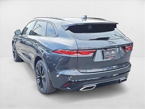 New 2026 Jaguar F-PACE R-Dynamic S image 7