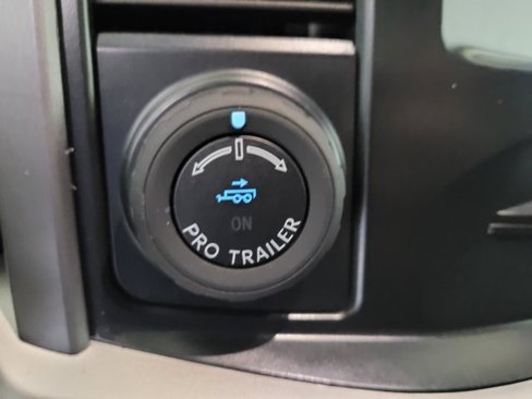 Used 2022 Ford F150 XLT image 43