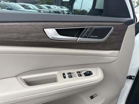 New 2025 Volkswagen Atlas SEL Premium R-Line image 26