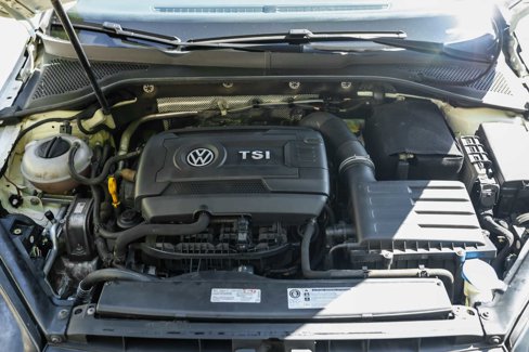 Used 2016 Volkswagen Golf Limited Edition image 27