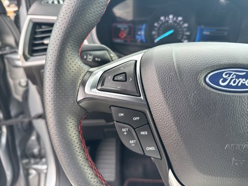 Used 2024 Ford Edge ST-Line image 16