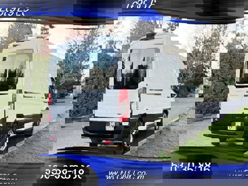 Used 2020 Ford Transit 250 Medium Roof image 7