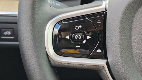 New 2026 Volvo XC60 B5 Plus w/ Protection Package Premier image 16