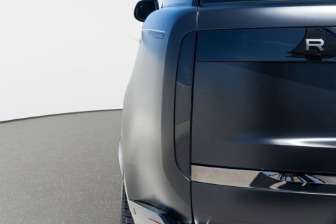 New 2025 Land Rover Range Rover SV image 8