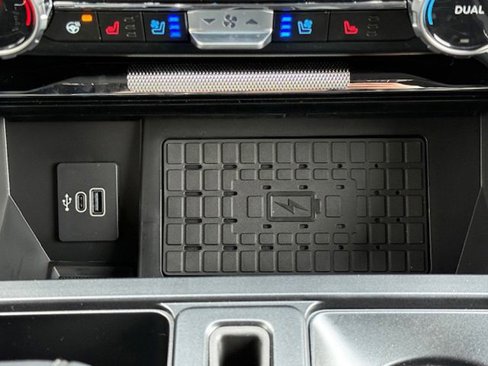 New 2025 Ford F150 Lariat w/ Equipment Group 502A High image 25