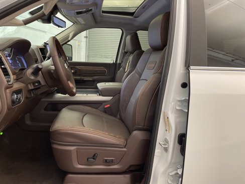 New 2026 RAM 3500 Longhorn image 22