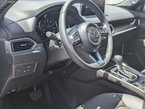 New 2025 MAZDA CX-5 Signature image 3