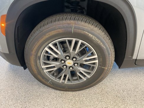 New 2026 Chevrolet Traverse LT w/ LPO, Floor Liner Package image 11