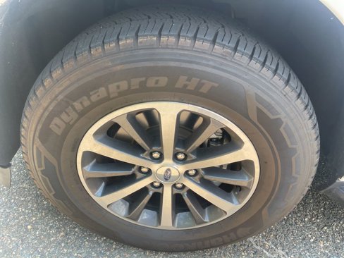 Used 2021 Ford Expedition XLT image 19