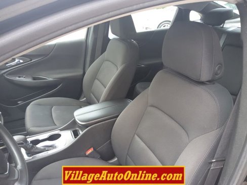 Used 2021 Chevrolet Malibu LT image 17